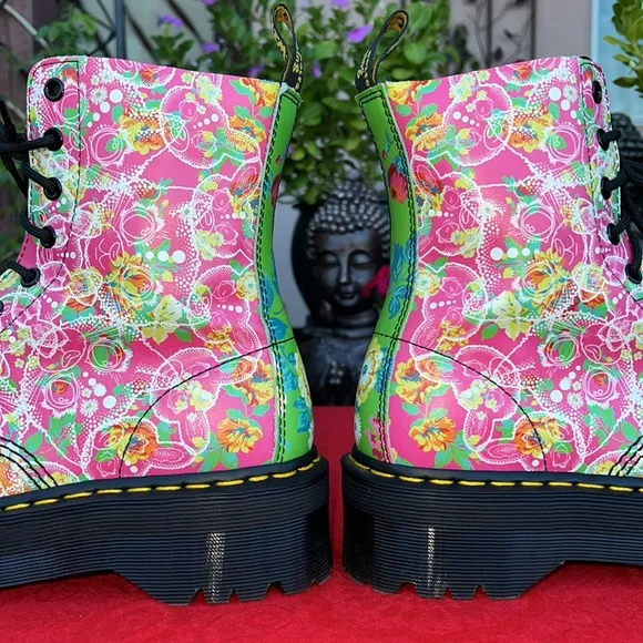 🌺 🐱 Dr. Martens Jadon Daze Psychedelic Platform Colorful Floral Boots 🐰 🌺