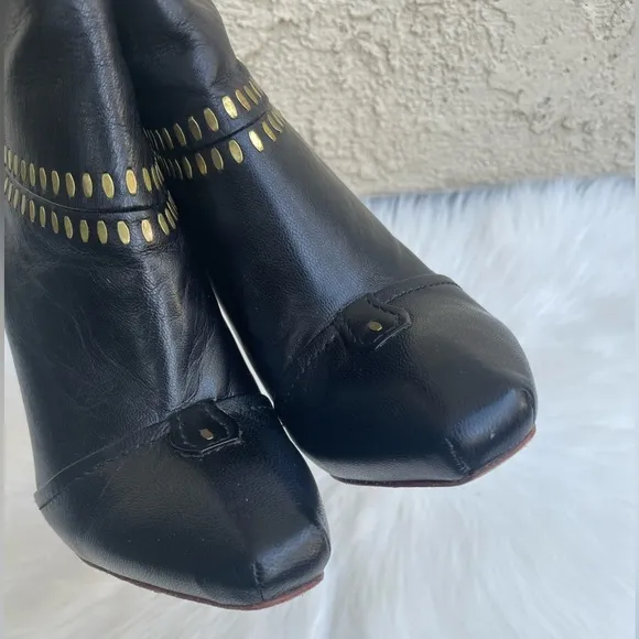 ⚜️ L.A.M.B. Boots