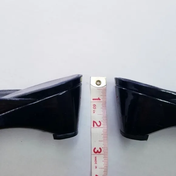 🌸 Stuart Weitzman | Patent Leather Peep Toe Shoes size 7