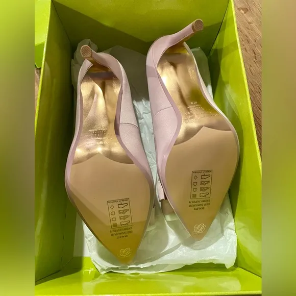 🎀 Ted Baker Skalett Pumps New-in-box light pink satin 4” heel w/bows, Sz37.5/7
