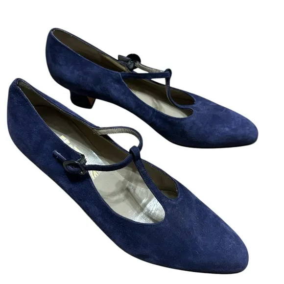 111. 👠 Salvatore Ferragamo ladies violet purple suede shoes 81/2 AAAA