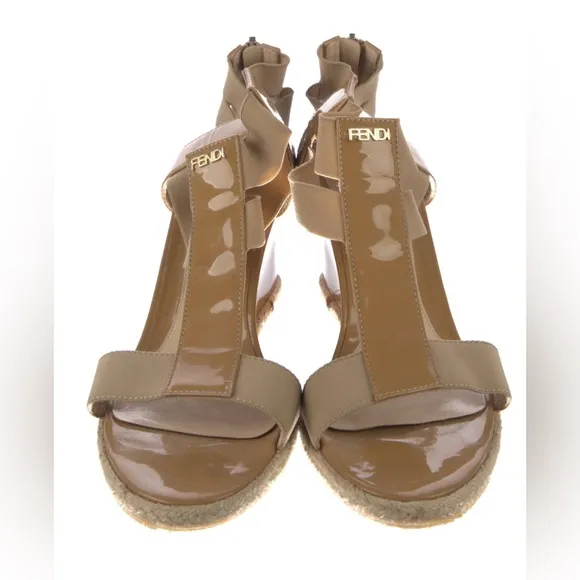 2015 Fendi Patent Leather T-Strap Wedge resort Sandals  Size: 8.5 | IT 38.5 Nude
