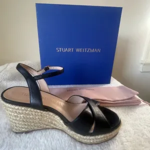 $375 STUART WEITZMAN ROSEMARIE ESPADRILLE WEDGE SANDAL BLACK 7BBox/Dustbag incl