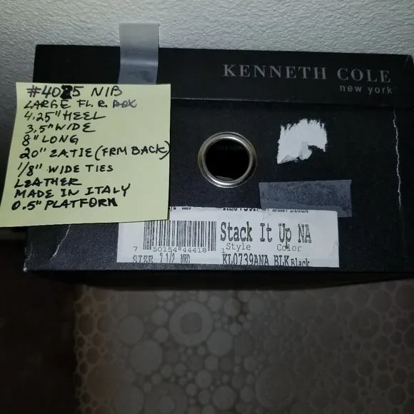 #4025 NIB Kenneth Cole Black Leather Gladiator 7.5