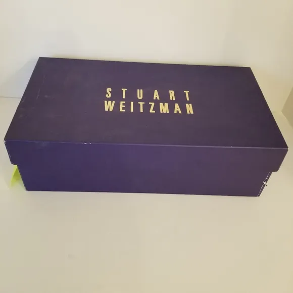4027 Stuart Weitzman Lilac Leather 7M 3 5/8&quot;