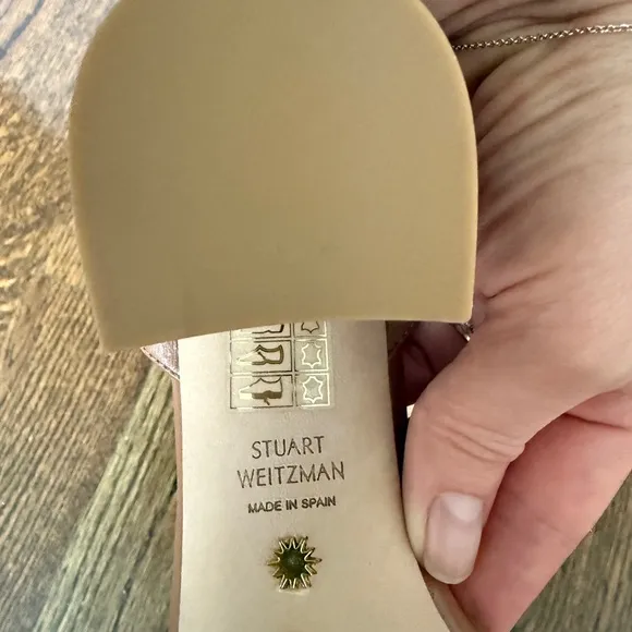 $475 Stuart Weitzman Nearlybare Sandal Sz 9.5 ( scratched heel)