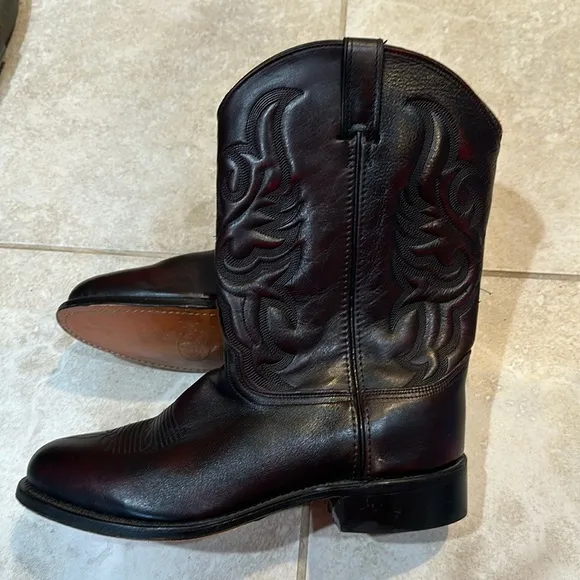 Abilene Black Cherry Round Toe Pull On Cowboy Boots 10.5 USA Made