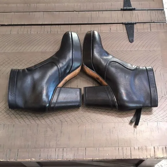Acne Studios Black Leather Track Platform Boots Sz 37