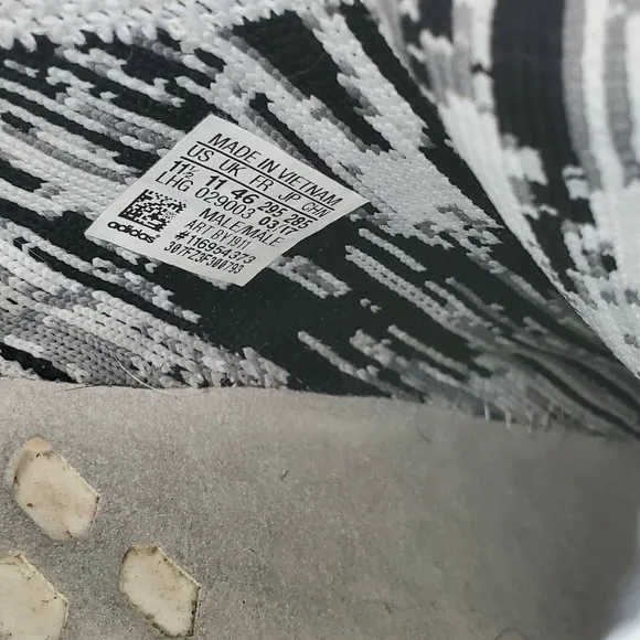 Adidas NMD_R1 PK Primeknit Oreo Glitch Shoes