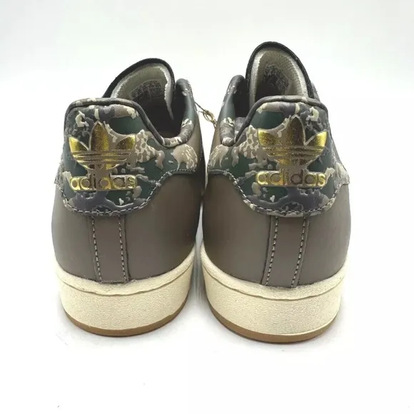 Adidas Original Superstar Model# ID4682 in Blanch Brown/Cream White M6.5/W8
