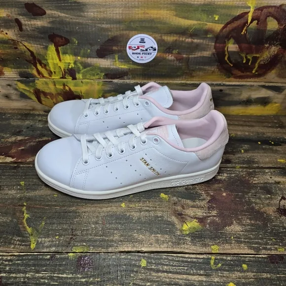 Adidas Stan Smith Women's sz 8.5,9 White Velvet‎ Sandy Pink Casual Shoes IF7002