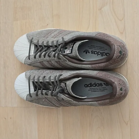 Adidas Superstar Olive Strata Size 10.5