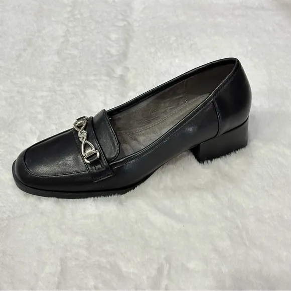 Adrienne Vittadini Breeze Loafer Pump Moc Vamp Silver Chain Block Heel Shoes