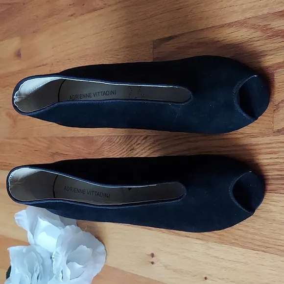 Adrienne Vittadini Grandeur Peep Toe Black Suede Slip-On Booties Size 7 NWOT