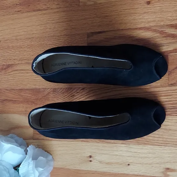 Adrienne Vittadini Grandeur Peep Toe Black Suede Slip-On Booties Size 7 NWOT