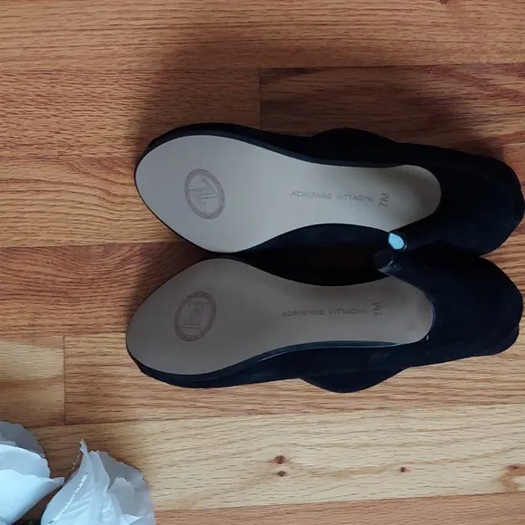 Adrienne Vittadini Grandeur Peep Toe Black Suede Slip-On Booties Size 7 NWOT