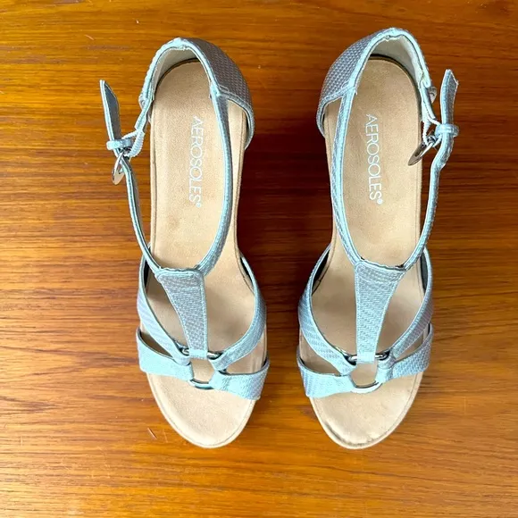 Aerosoles Silver Peep Toe Wedge Sandals, sz 8.5, Brand New