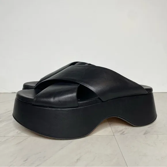 AGL Black Leather Criss Cross Platform Thong Sandal 38 / 8