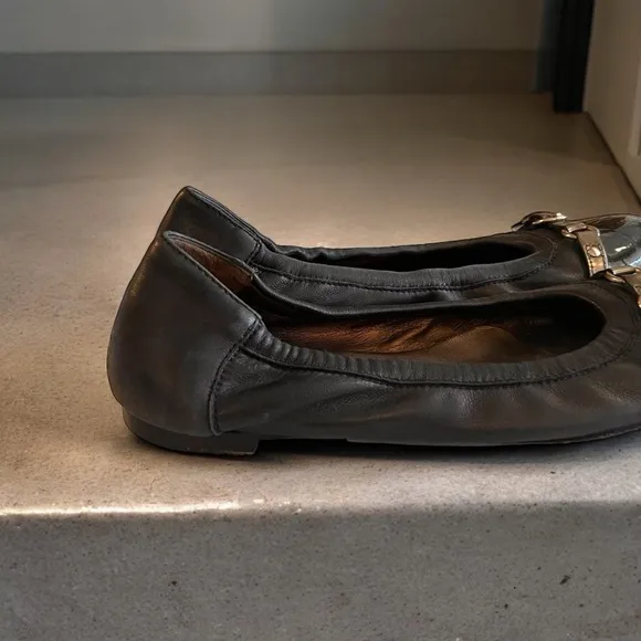 AGL Black Metallic Grey Monika Cap Toe Ballet Flats Shoes Leather Italy 40