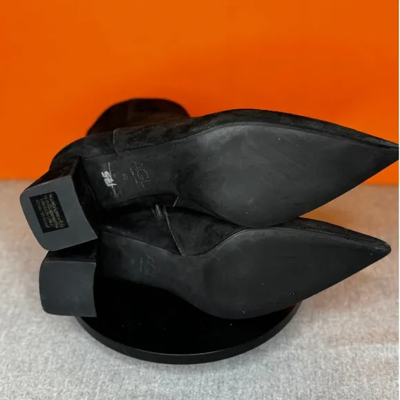 AGL Mimma Pointed Toe Heel Side Zip Block Heel Bootie Size EU 40 US 10