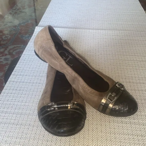 AGL Monika Gray Sued Metallic Alligator Toe Ballet Flats size 37.5 EUR /8.5 US