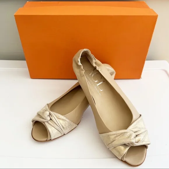 AGL Peep Leather Toe Twist Knot Micro Wedge Shoes