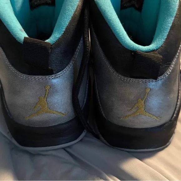 Air Jordan 10 retro ‘lady liberty’