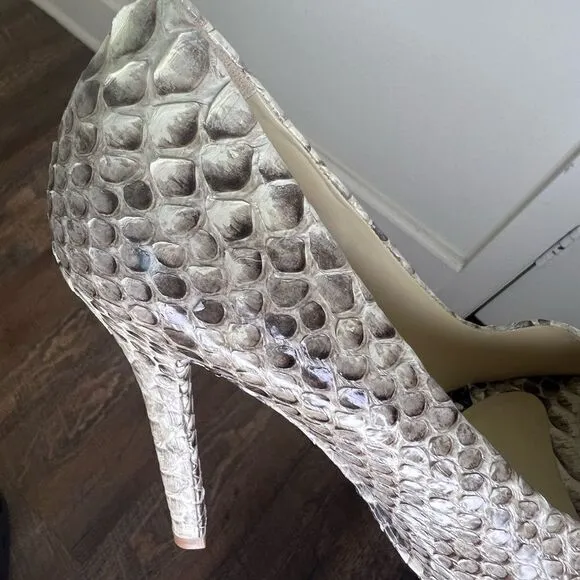 Alexandre Birman Black/Gray Snakeskin Peep Toe Heels Size 7.5