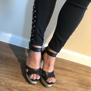 Alice &amp; Olivia