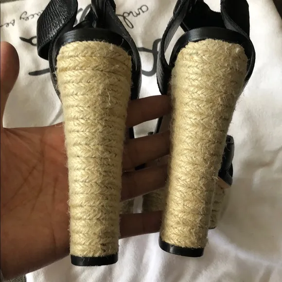 Alice &amp; Olivia