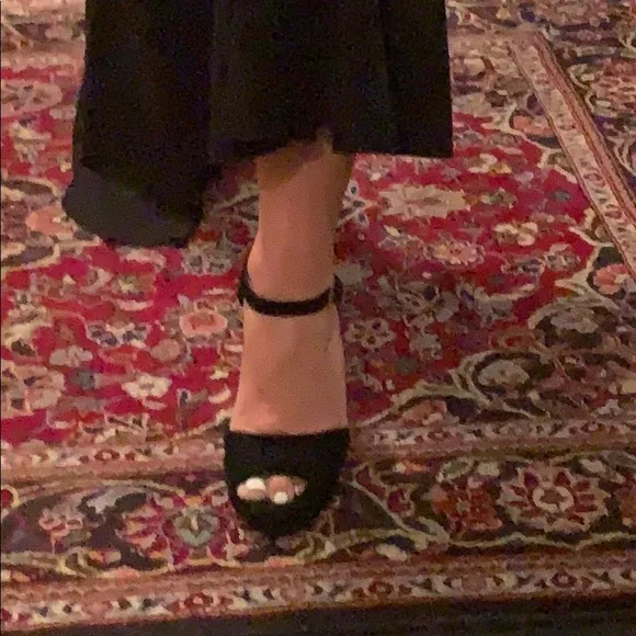Alice and Olivia Black Seric Heels