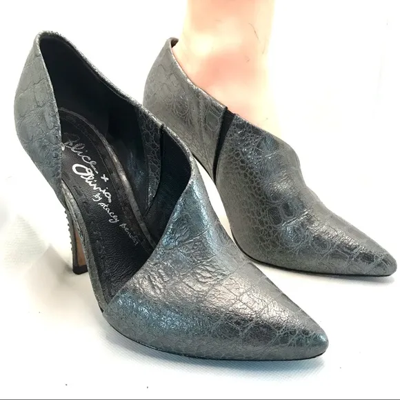 ALICE   OLIVIA &quot;TAMARA&quot; SILVER SNAKESKIN-EMBOSSED LEATHER HALF VAMP HEELS (37)