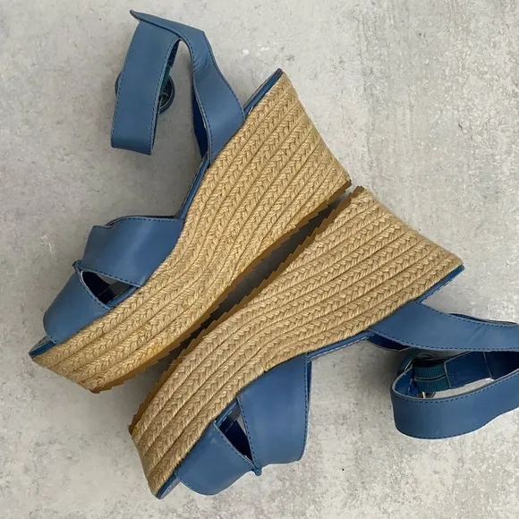 Alice   Olivia || Roberta Vachetta Platform Wedge Sandals Blue 37.5