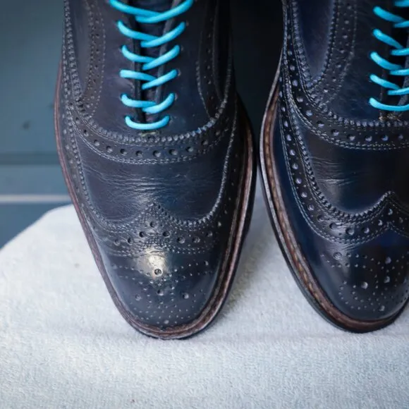 Allen Edmonds 9-D Neumok Blue Wingtip Oxford Mens Dress Shoes