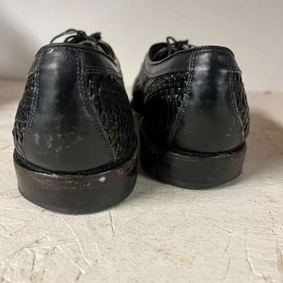 Allen Edmonds black woven dress shoes - size 11.5 D