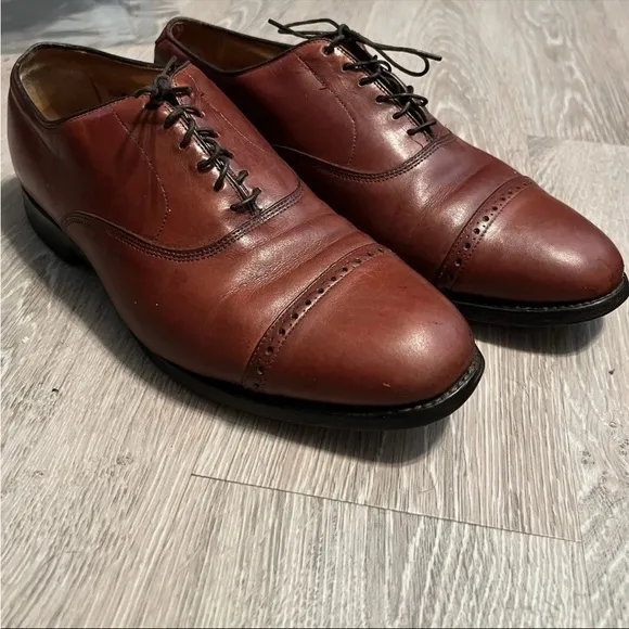 Allen Edmonds Byron Walnut Brown Cap Toe Oxford Lace Up 9.5 EEE Wide Dress Shoe