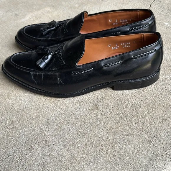 Allen Edmonds mens 12 D Brookwood black leather tassel loafer dress shoes EUC