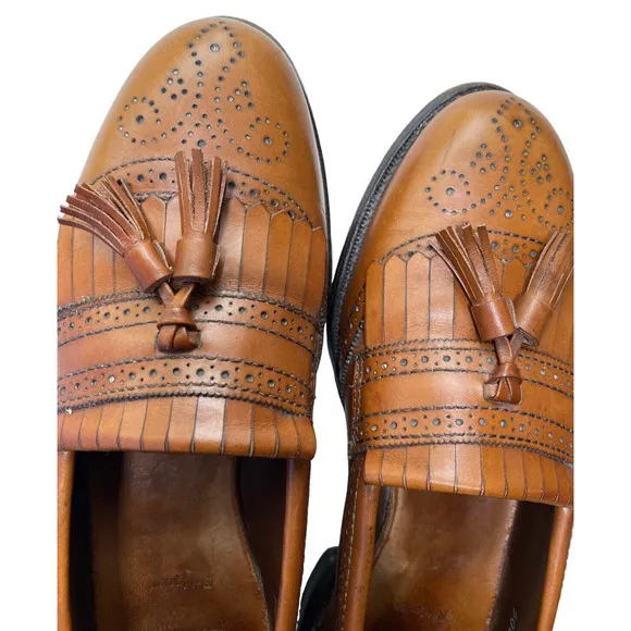 Allen Edmonds Mens 8.5 Bridgeton Brown Refined Tasseled Classic Loafer Shoes