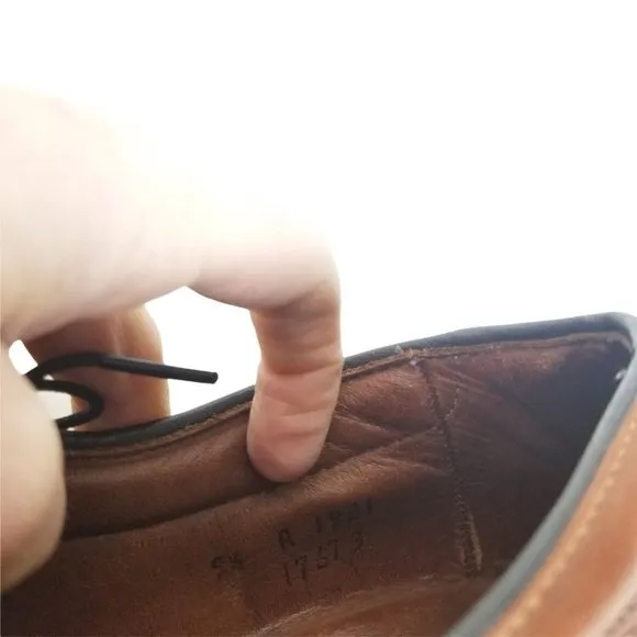 Allen Edmonds Mens 9.5 Wilbert Brown Leather Lace