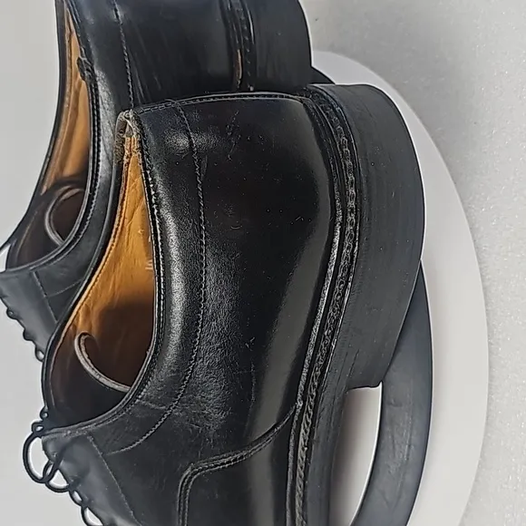 Allen Edmonds shoes mens 10D Hillcrest Black Leather Oxford Dress