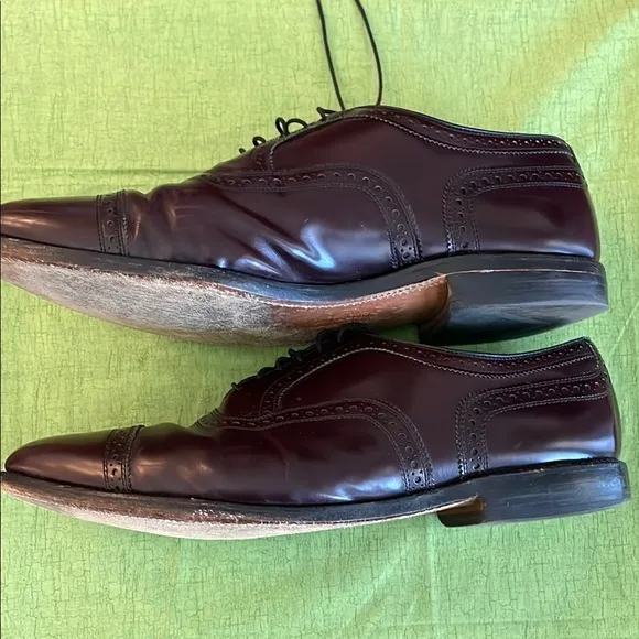 Allen Edmonds Sz13 Oxford Dress Shoes with Brogue Detailing in Oxblood