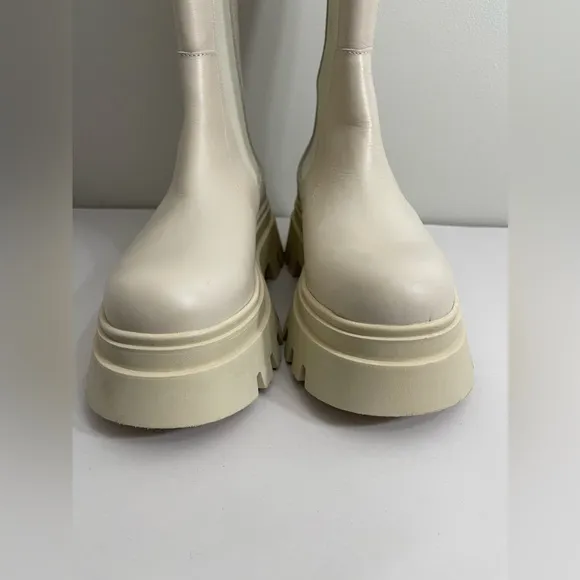 Alohas New Beige Soft Leather Knee High Platform boots Size 39 US 9