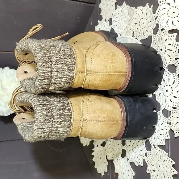 Altar'd State boots Size 6.5