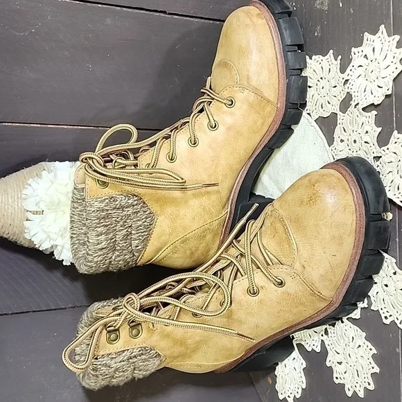 Altar'd State boots Size 6.5