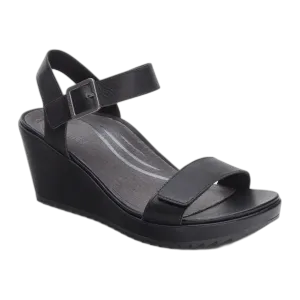 Andrea Quarter Strap Wedge