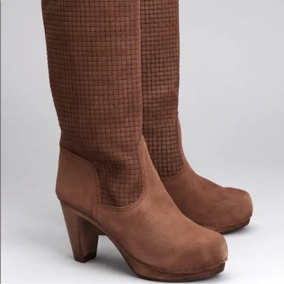 Anthropologie Sanita Lola Mae camel suede Clog Boots Perforated size 37 US 6