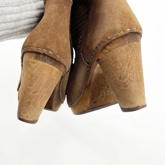 Anthropologie Sanita Lola Mae camel suede Clog Boots Perforated size 37 US 6