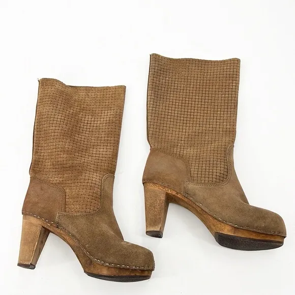 Anthropologie Sanita Lola Mae camel suede Clog Boots Perforated size 37 US 6
