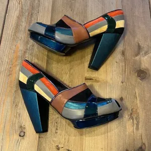 Anthropologie KRON Sculptural leather Peep Toe Heels Size 37