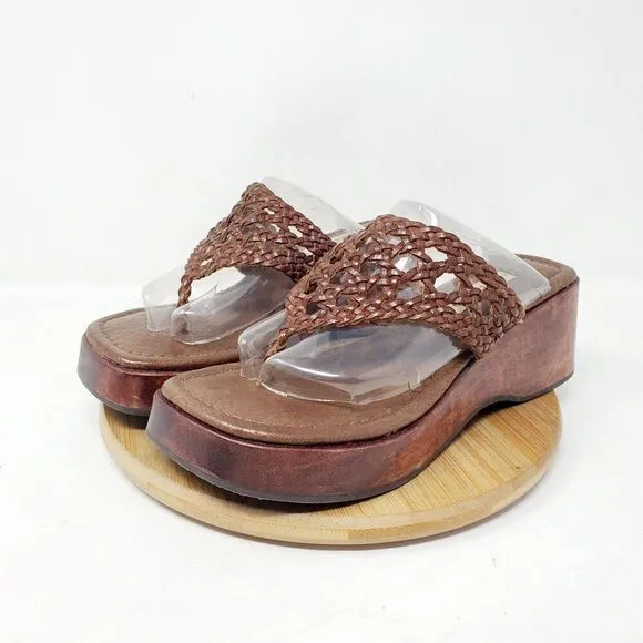 Apostrophe Sandals Womens 7.5 Platform Woven Brown Leather Thong Chunky Y2K Shoe